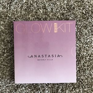 Anastasia Beverly Hills Sugar Glow Kit